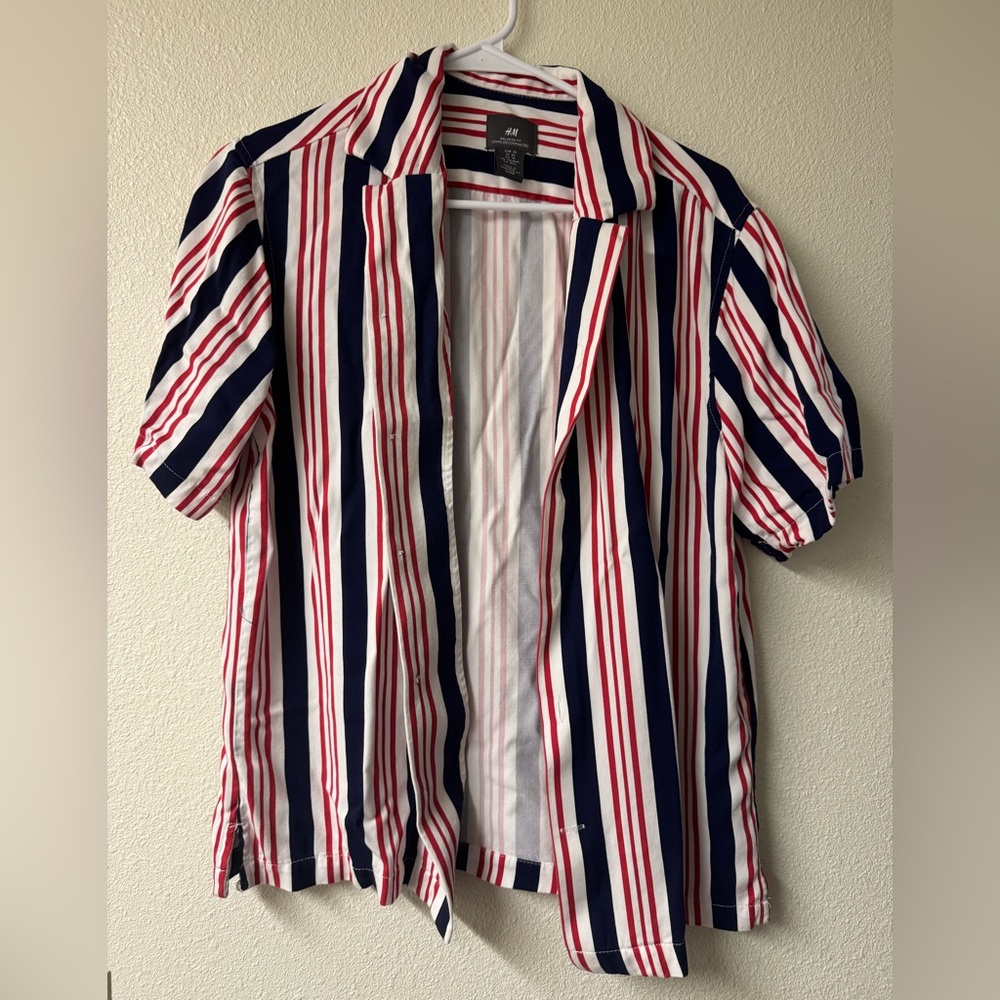 H&M Red, White, and Blue Striped Casual Button Down Shirt